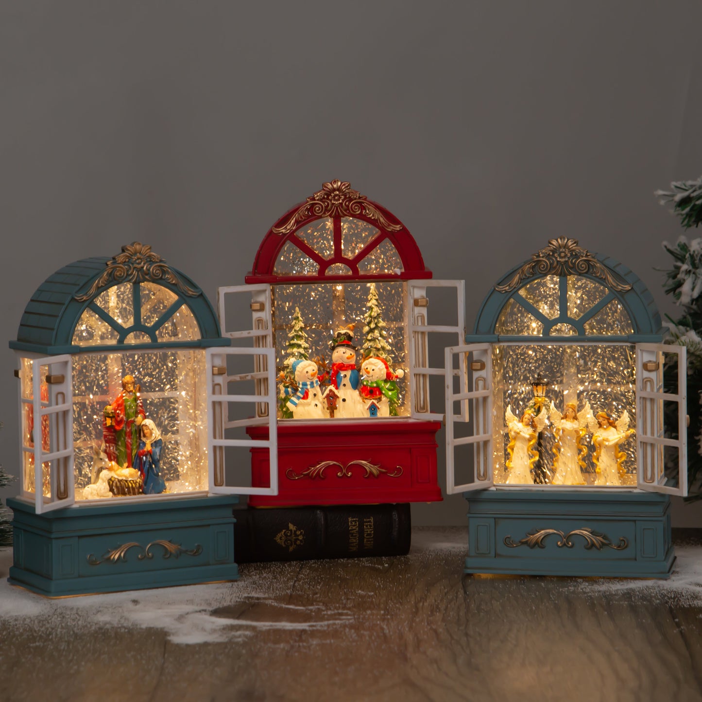 Window Globe - Angel